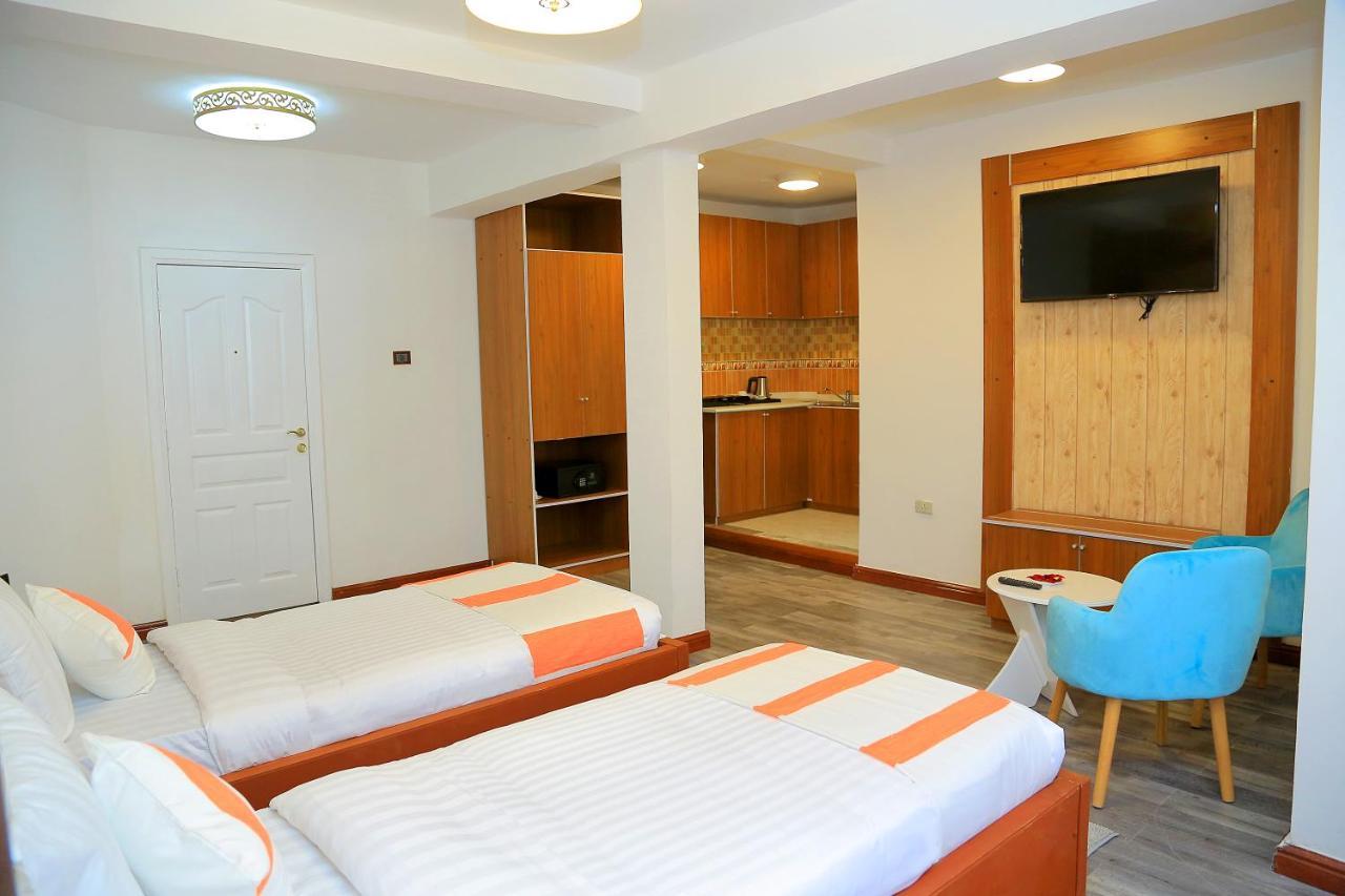 Abat Guest House Аддис-Абеба Экстерьер фото