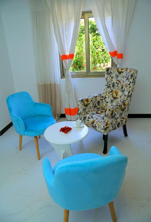 Abat Guest House Аддис-Абеба Экстерьер фото