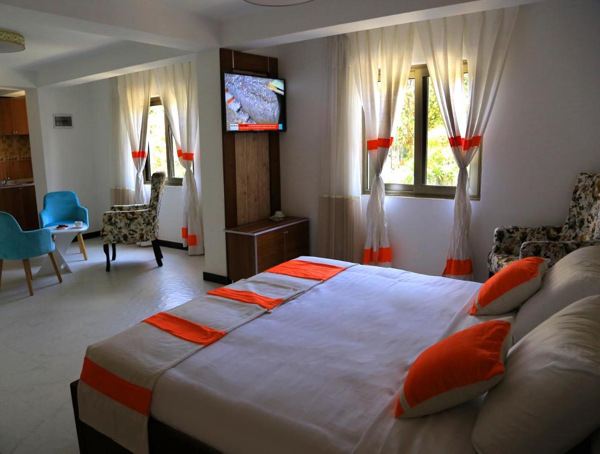 Abat Guest House Аддис-Абеба Экстерьер фото