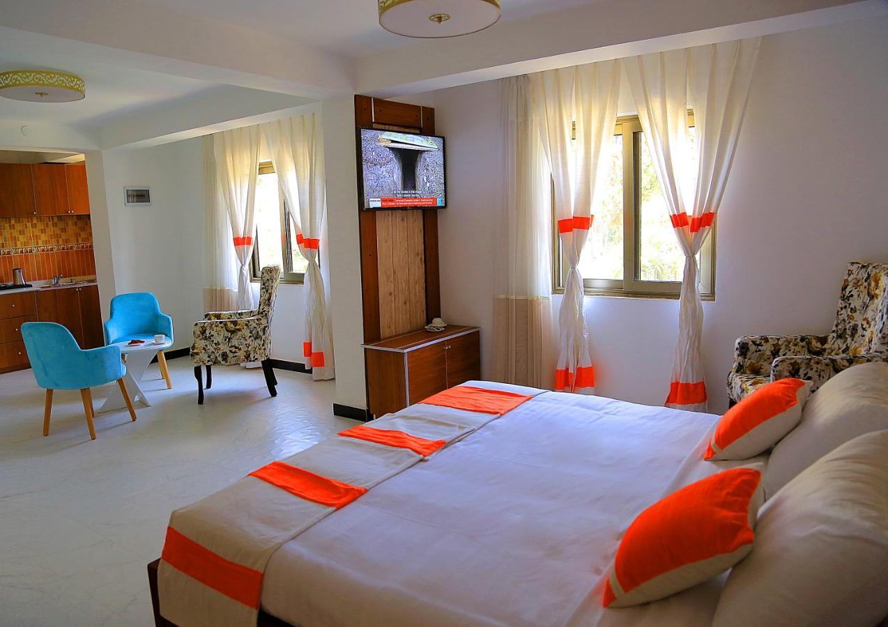 Abat Guest House Аддис-Абеба Экстерьер фото