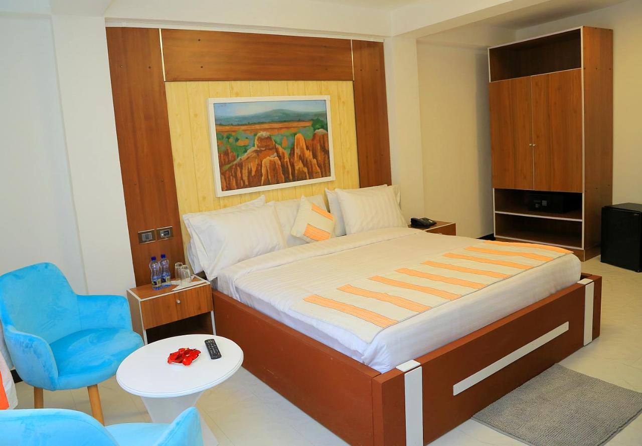 Abat Guest House Аддис-Абеба Экстерьер фото