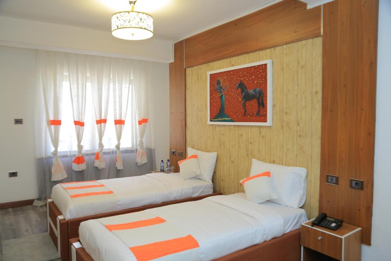 Abat Guest House Аддис-Абеба Экстерьер фото